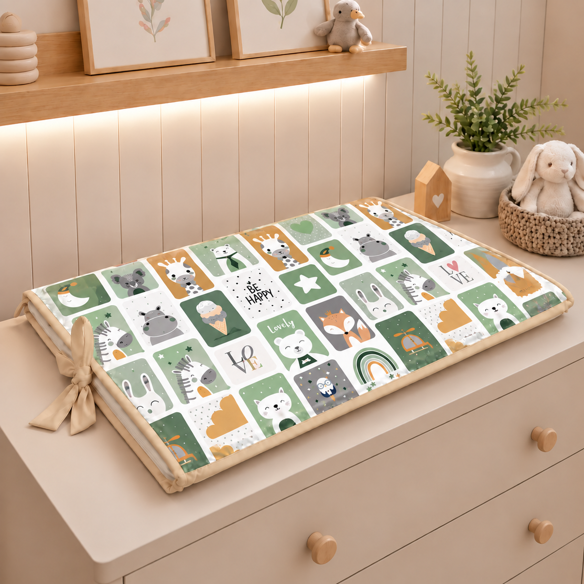 Trocador de Cômoda 70x45x3cm Bichos Verde c/ Bege