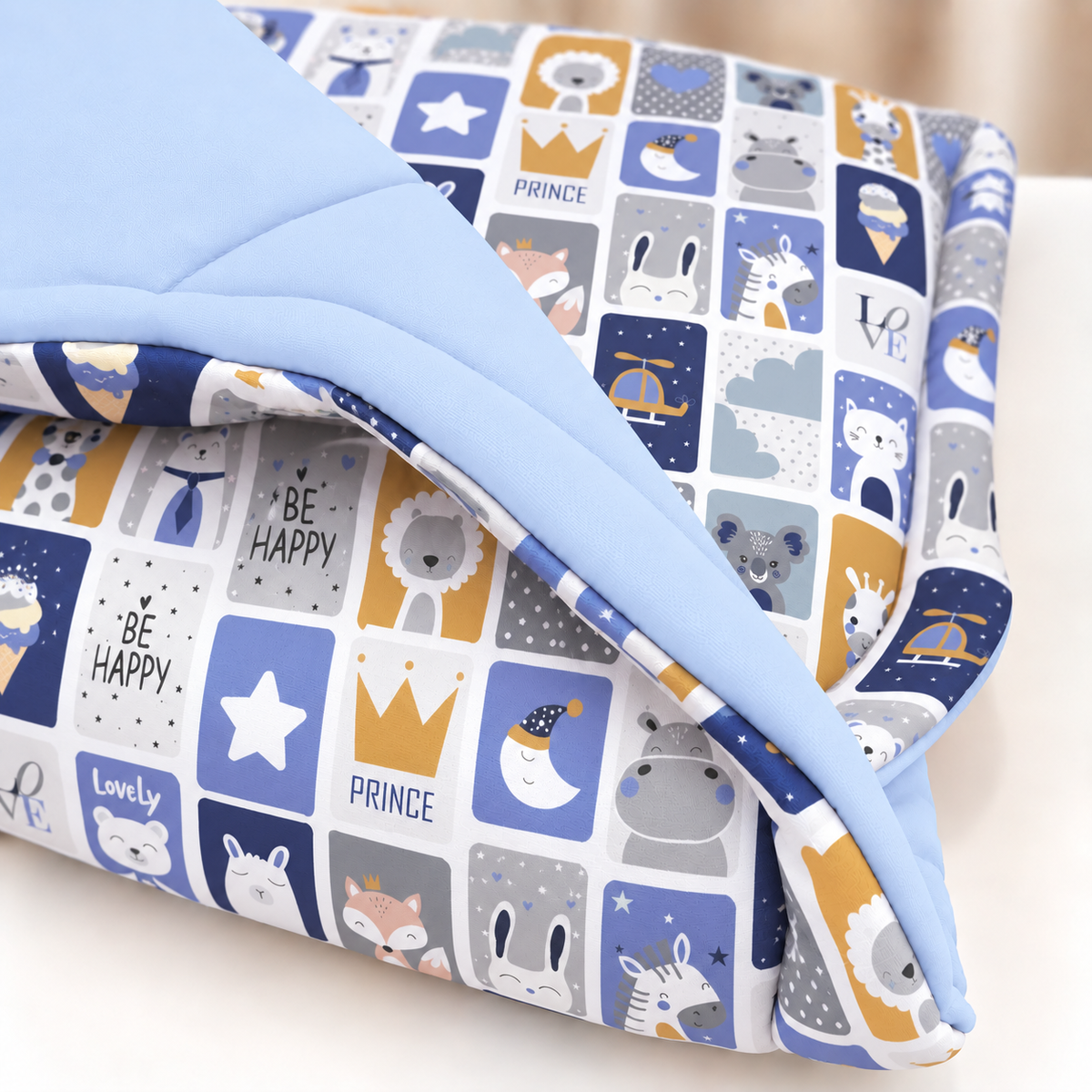 Edredom Estampado Dupla Face para Berço Americano Bichos Azul c/ Azul Bebê