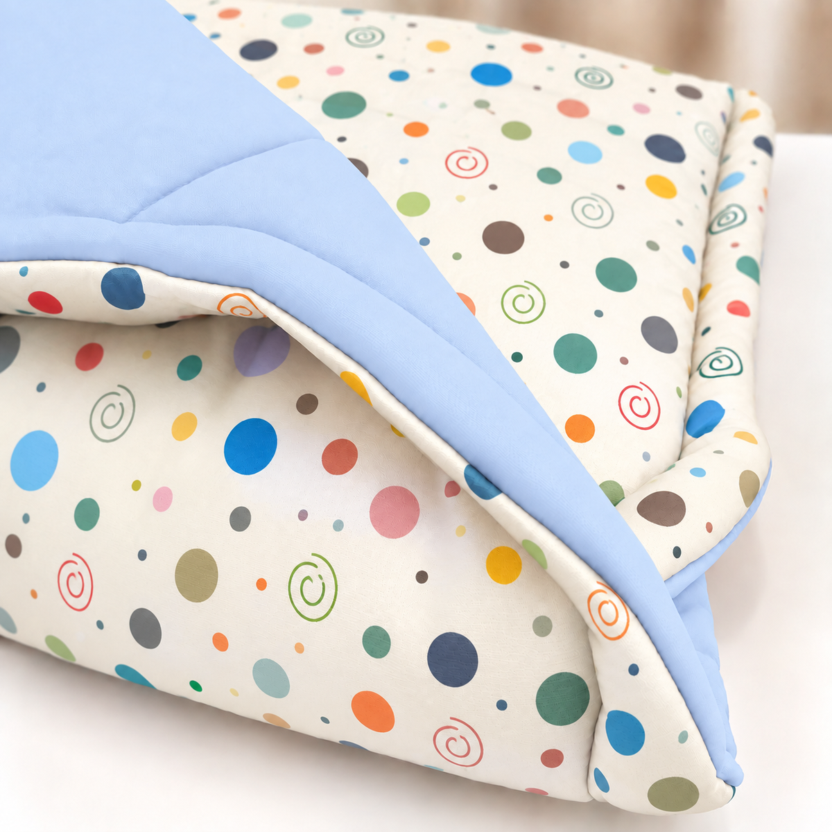 Edredom Estampado Dupla Face para Mini Berço Bolas Menino c/ Azul
