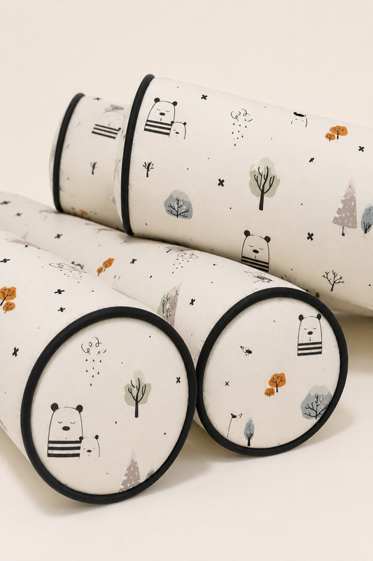 Kit Rolinhos 4 Peças para Cama Solteiro Escandinava c/ Preto