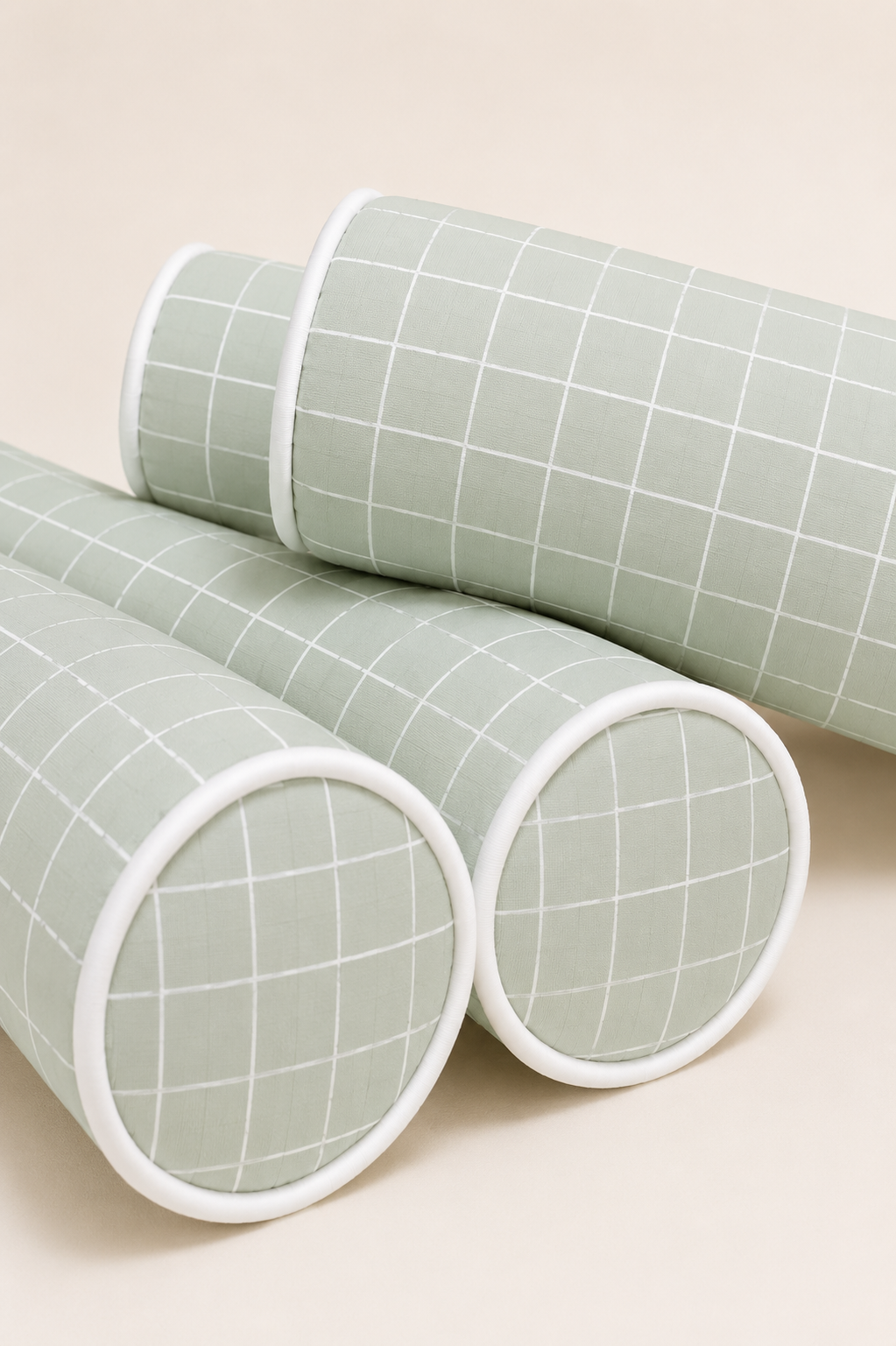 Kit Rolinhos 4 Peças para Cama Solteiro Grid Verde c/ Branco