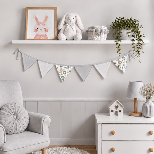 Bandeirinhas Decorativas 1,50m Leão c/ Cinza