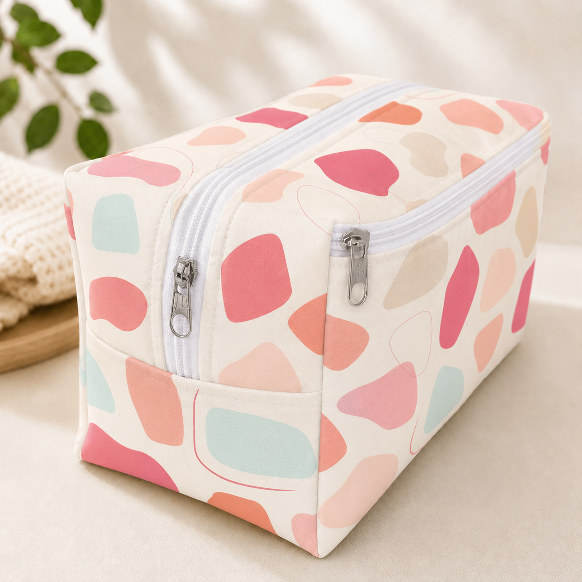 Necessaire Porta Fraldas e Lenço Umedecido 3 Compartimentos Manchitas Menina