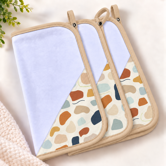 Toalha de Boca Malha Dupla Penteada Premium Manchitas Menino c/ Bege | Kit com 3 Unidades