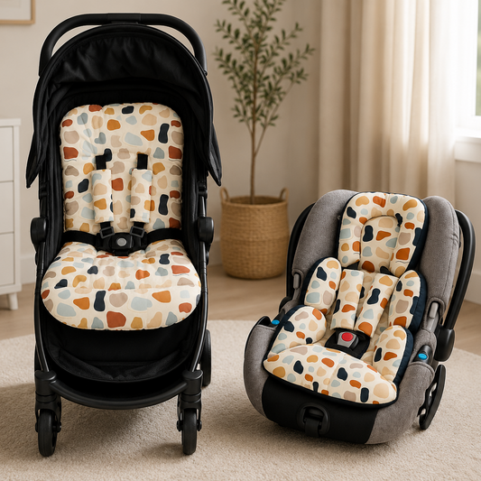 Kit Colchonetes 3 Peças para Carrinho & Bebê Conforto + Protetores de Cinto Manchitas Menino Verso Marinho