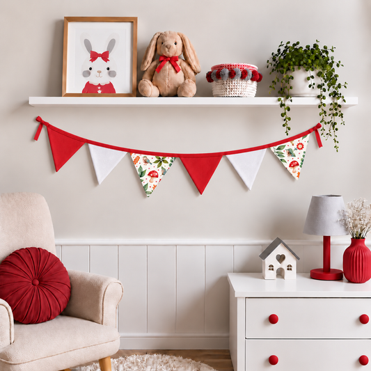 Bandeirinhas Decorativas 1,50m Passarinho Love c/ Vermelho