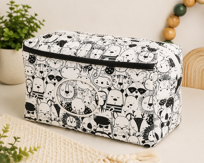 Necessaire Porta Fraldas e Lenço Umedecido 3 Compartimentos Safari Preto & Branco
