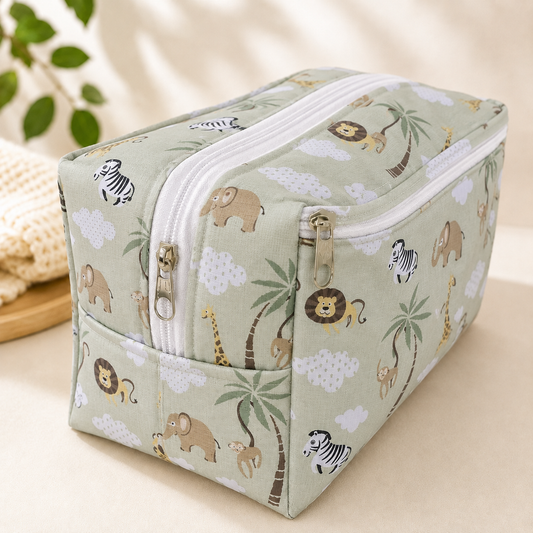 Necessaire Porta Fraldas e Lenço Umedecido 3 Compartimentos Safari Verde