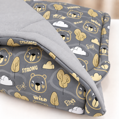 Edredom Estampado Dupla Face para Mini Berço Urso Ted c/ Cinza