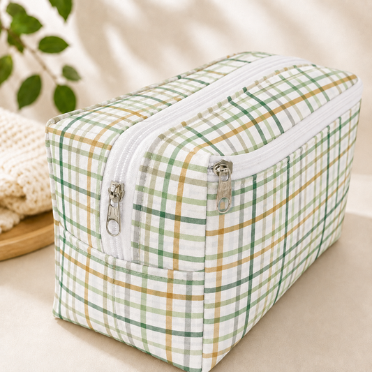 Necessaire Porta Fraldas e Lenço Umedecido 3 Compartimentos Xadrez Verde