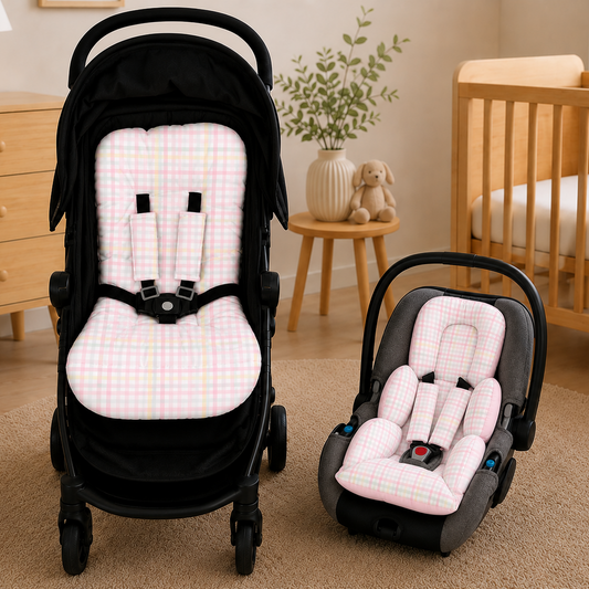 Kit Colchonetes 3 Peças para Carrinho & Bebê Conforto + Protetores de Cinto Xadrez Rosa Verso Rosa