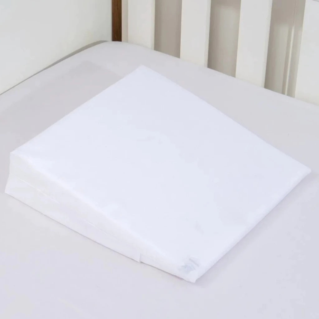 Travesseiro Antirrefluxo para Mini Berço e Carrinho Branco